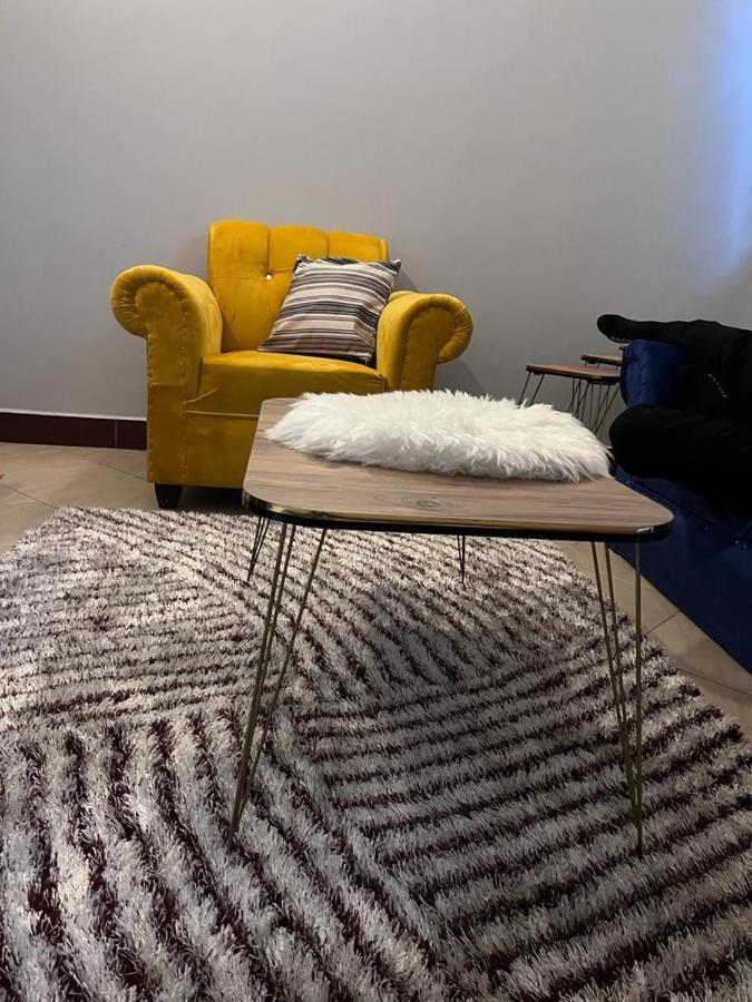 Romantic, Stunning & Authentic Ensuited Master Bedroom Apartment Dar es Salaam