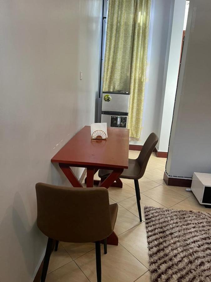 Apartment Romantic, Stunning & Authentic Ensuited Master Bedroom *